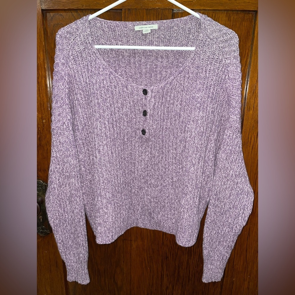 American Eagle Semi Cropped knit shirt